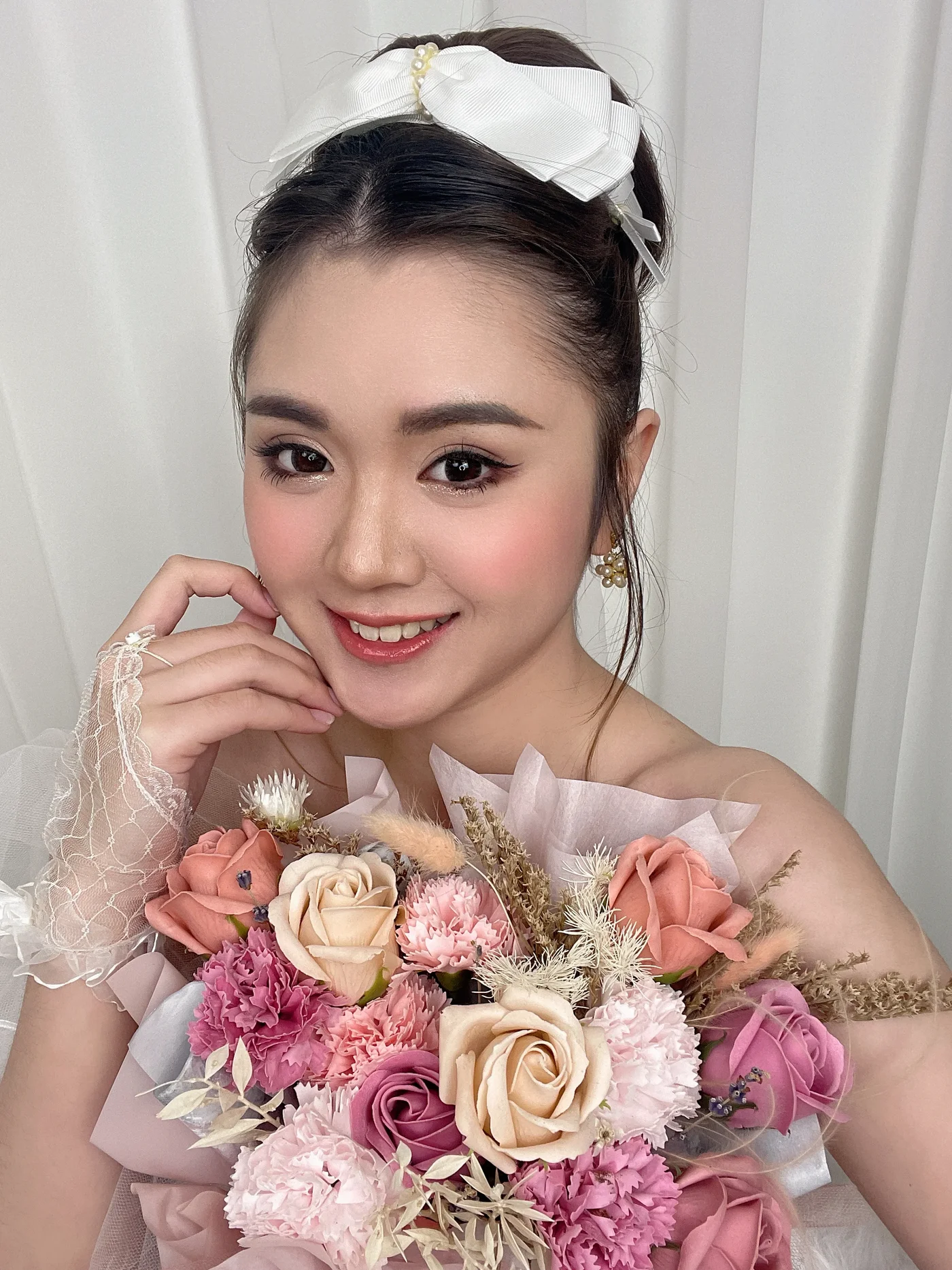 Bridal makeup and hairdo by Eazie Beauty