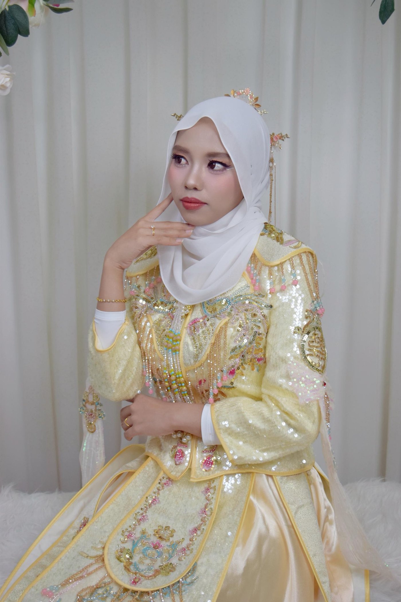Malay ROM makeup yellow beaded gown