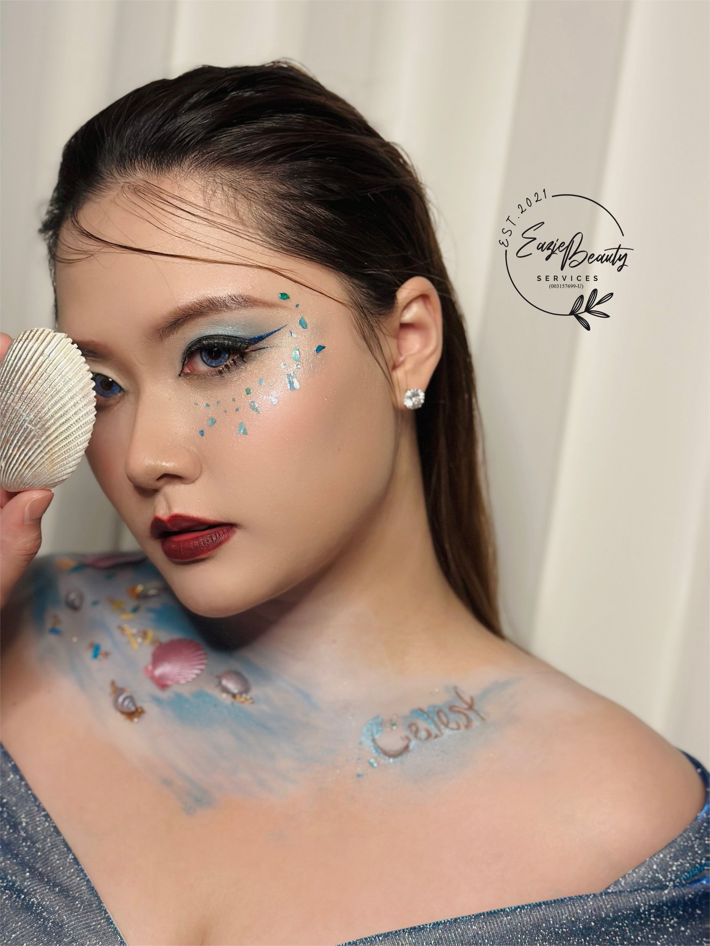 Creative mermaid stage makeup
